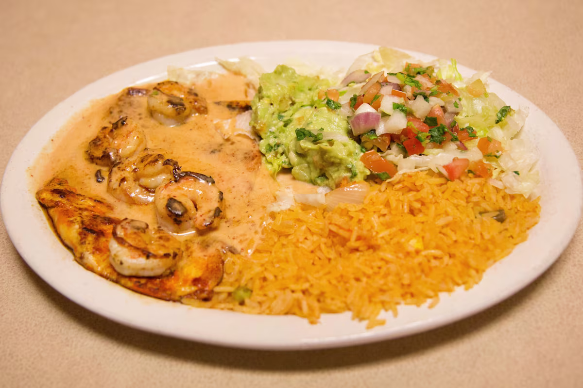 El Jinete signature dishes Pollo a la CremaCarne AsadaChori Pollo﻿﻿﻿﻿